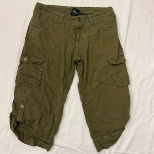 Kuhl cropped pants